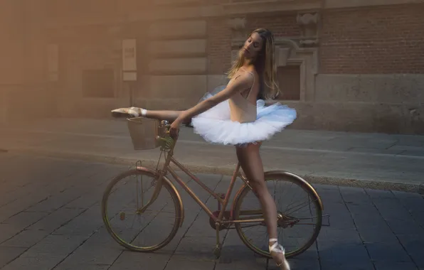 Девушка, велосипед, улица, балерина