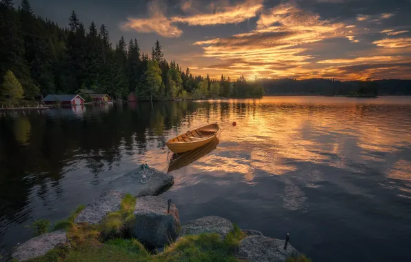 Картинка пейзаж, закат, природа, озеро, камни, берег, лодка, дома