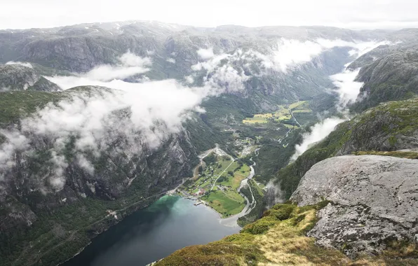 Облака, горы, водоём, поселение, NORWAY