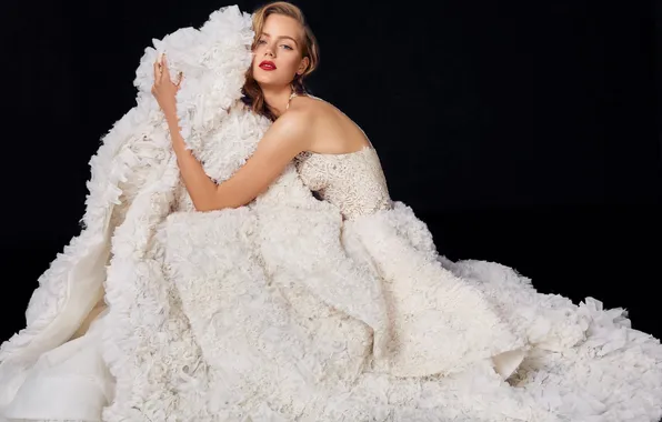 Картинка girl, dress, beautiful, model, blonde, wedding, gorgeous, long-haired