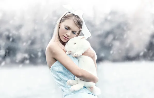 Картинка девушка, кролик, Alessandro Di Cicco, Alice &ampamp; Bunny
