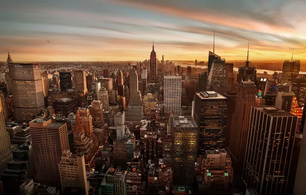 Картинка небо, город, Нью-Йорк, вертушка, США, Манхэттен, Эмпайр-стейт-билдинг, Рокфеллеровский центр