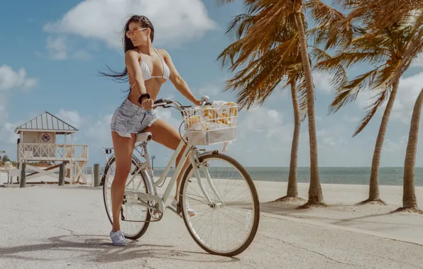 Картинка bicycle, beach, sky, boobs, clouds, model, women, brunette