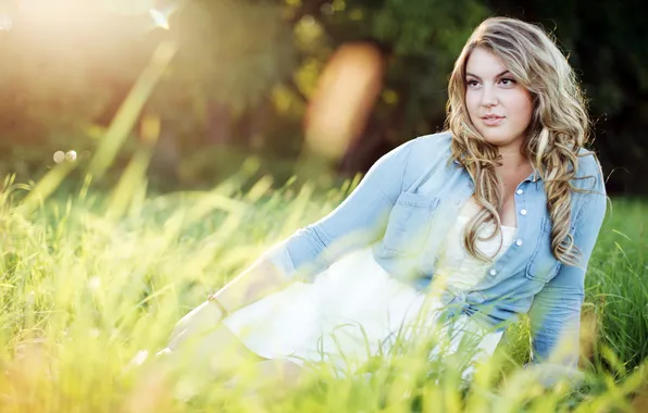 Лето, девушка, свет