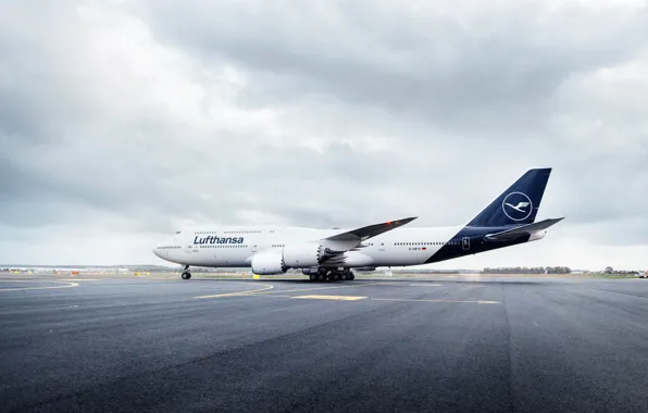 Самолет, Лайнер, Борт, Тучи, Boeing, 747, Lufthansa, Пасмурно