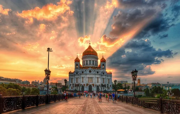 Облака, лучи, город, Москва, храм, Храм Христа Спасителя, Александр Шандов