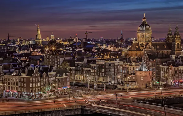 Картинка город, огни, дома, вечер, Амстердам, канал, Нидерланды