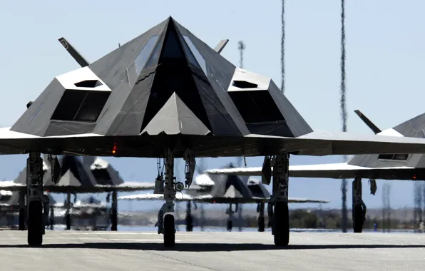 Картинка аэродром, ВВС США, Holloman Air Force Base, F-117 Nighthawks, истребитель-невидимка