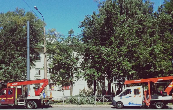 Машины, город, техника для ремонта