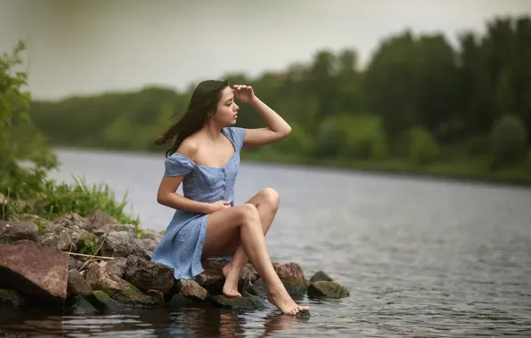 Картинка девушка, river, sky, legs, trees, nature, water, clouds