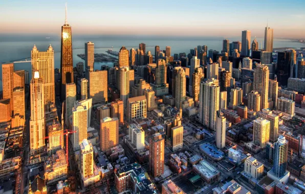 Картинка море, небо, рассвет, дома, небоскребы, панорама