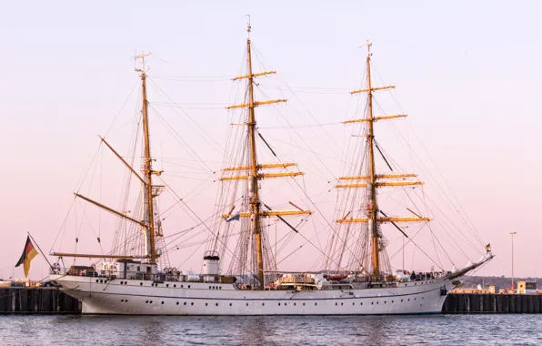 Причал, Корабль, Парусник, Мачты, Судно, Барк, Gorch Fock, by Pixabay