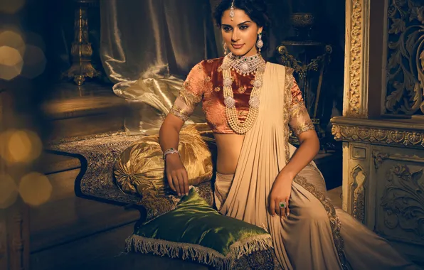 Girl, smile, figure, model, beauty, pose, indian, makeup