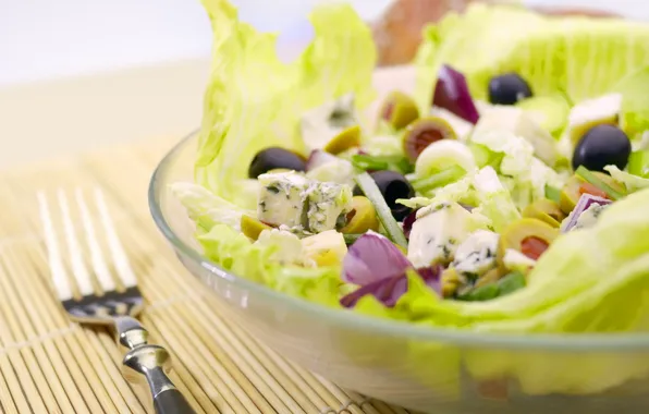 Зелень, еда, тарелка, вилка, овощи, оливки, салат, полезное