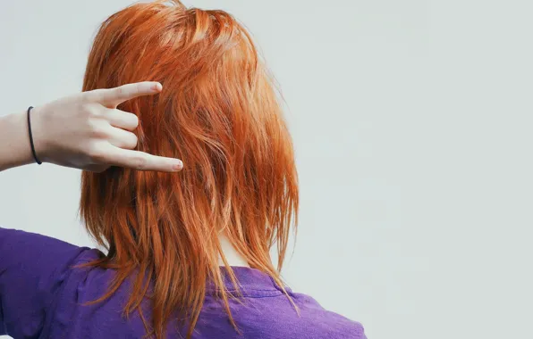 Картинка волосы, рука, рыжая, жест, знаменитость, Hayley Williams