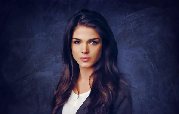 Взгляд, поза, актриса, брюнетка, прическа, hair, make up, Marie Avgeropoulos