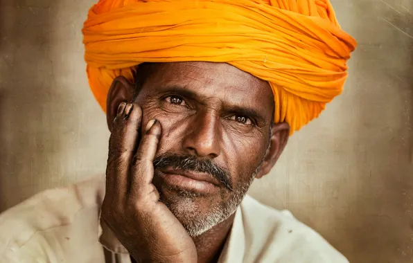 Man, turban, direct gaze
