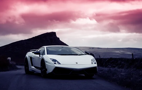 Картинка небо, облака, гора, white, lamborghini, вид спереди, ламборгини, lp570-4