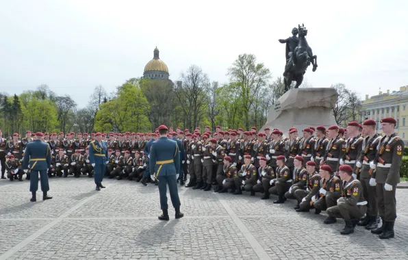 Военные, парад победы, Краповый берет