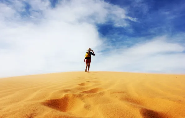 Картинка песок, пустыня, человек, lone traveller in the sand