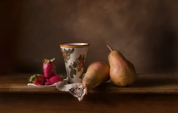 Клубника, чашка, натюрморт, груши