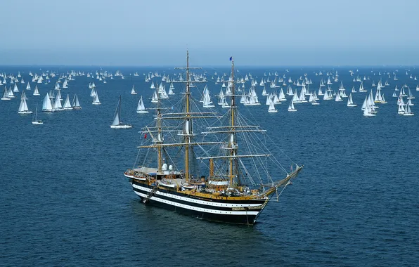 Паруса, регата, Amerigo Vespucci