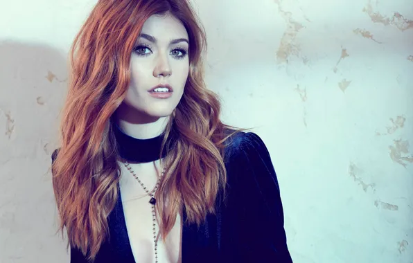 Картинка взгляд, рыжая, Katherine McNamara