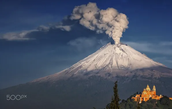Картинка дым, гора, вулкан, Мексика, храм