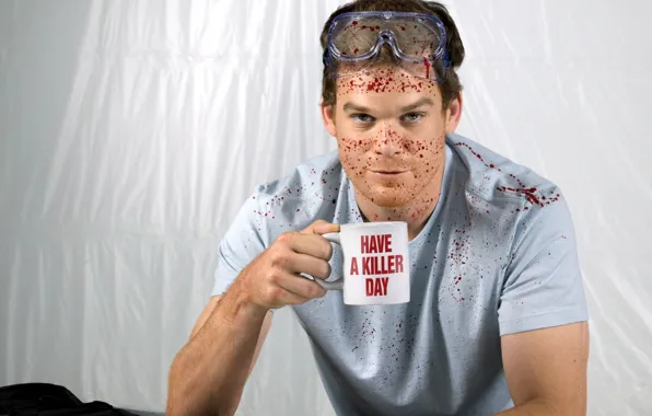 Картинка брызги, кровь, чашка, актер, маньяк, Dexter, сериал, убийца