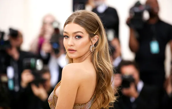 Взгляд, поза, спина, знаменитость, Gigi Hadid