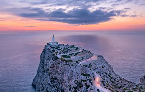 Картинка дорога, море, небо, облака, закат, скалы, берег, маяк