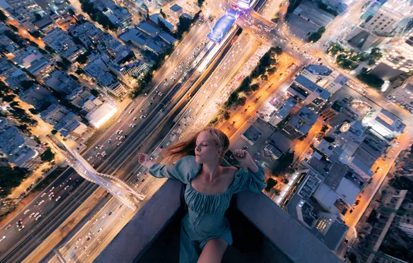 City, woman, perspective, vertigo