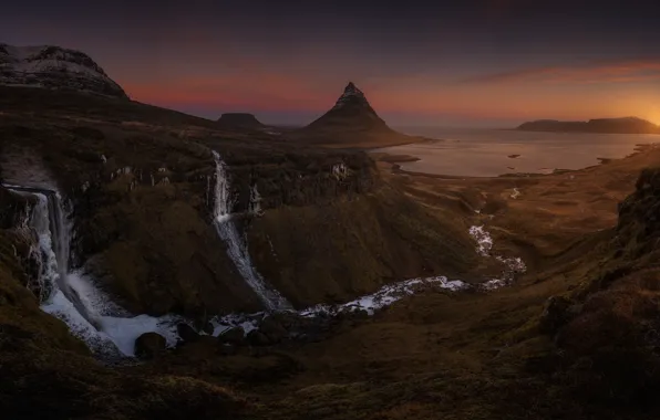 Картинка море, скалы, гора, вечер, водопады, Исландия