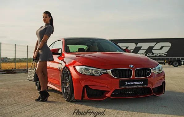 Картинка взгляд, Девушки, BMW, красивая девушка, стоит над машиной, красный авто