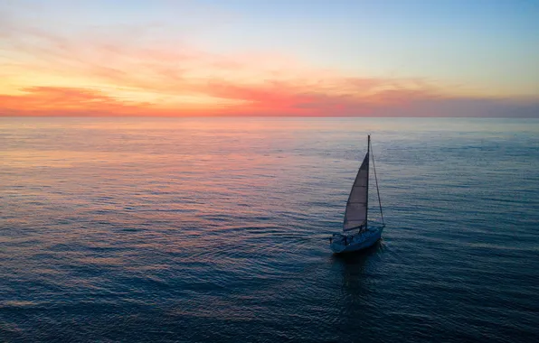 Закат, Франция, Этрета, открытое море, одинокая лодка