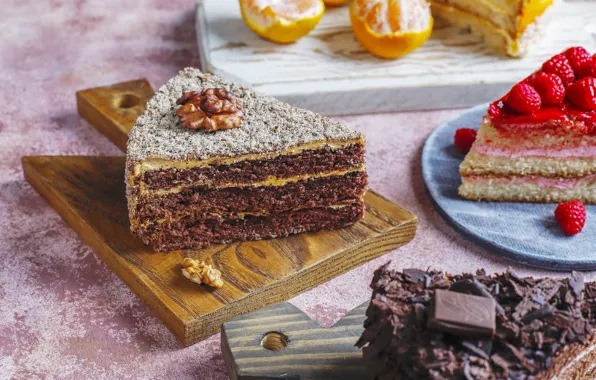 Ягоды, малина, стол, шоколад, торт, кусочки, орехи, слои