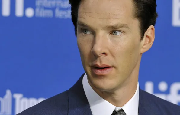 Лицо, мужчина, синий фон, Бенедикт Камбербэтч, Benedict Cumberbatch, британский актер