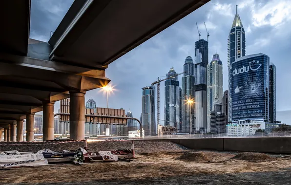 Мост, город, дома