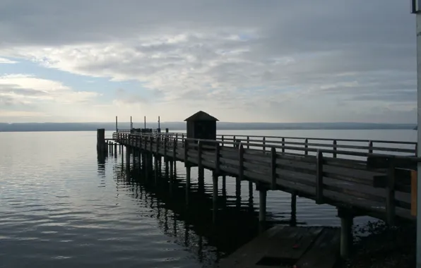 Brücke, Herbst, Ammer-see, graue Himmel