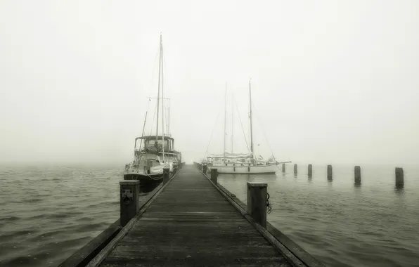 Картинка пейзаж, туман, озеро, лодки, причал