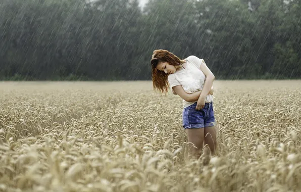 Картинка дождь, поле, девушка