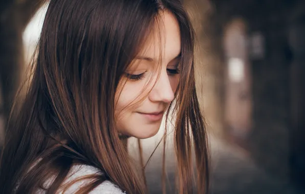 Картинка city, girl, Model, long hair, brown hair, photo, street, bokeh