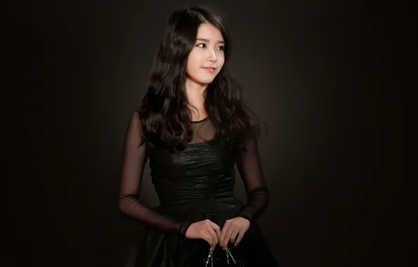 Картинка темный фон, певица, Lee Ji Eun, кореянка