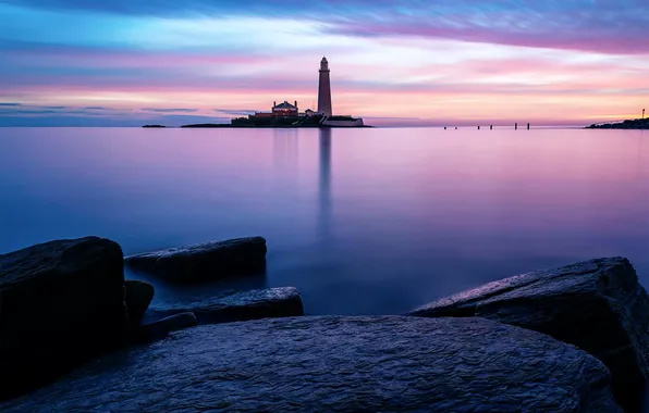 Картинка море, небо, гладь, камни, маяк, утро, St.Marys lighthouse
