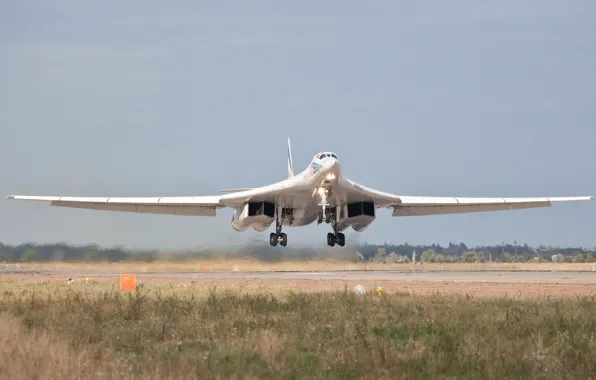 Картинка взлет, стратегический, Ту-160, сверхзвуковой, бомбардировщик-ракетоносец, «Белый лебедь»
