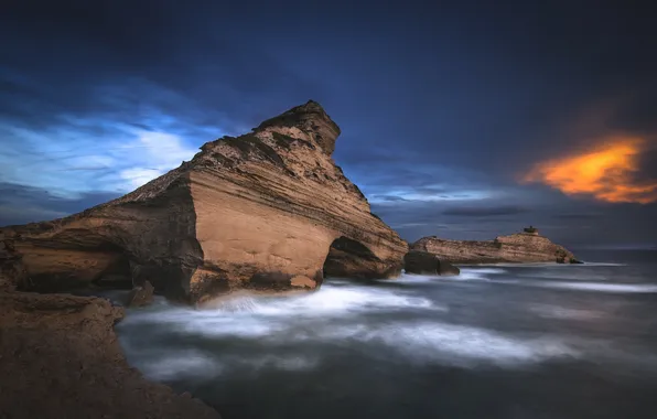 Картинка Corsica, Fire &amp; Water, Capu Pertusatu