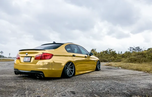 BMW, F10