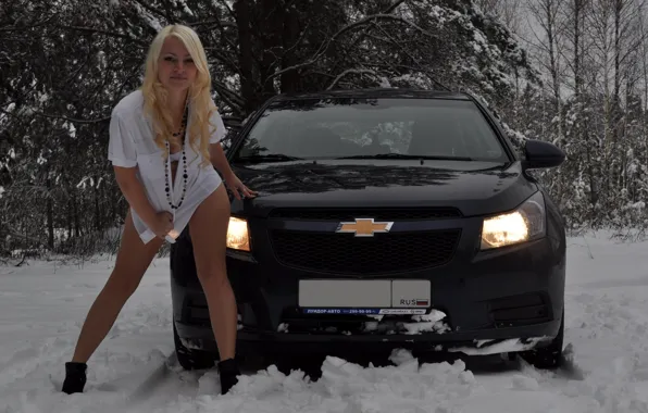 Девушка, снег, Chevrolet, блондинка, рубашка, Эротика, черный авто