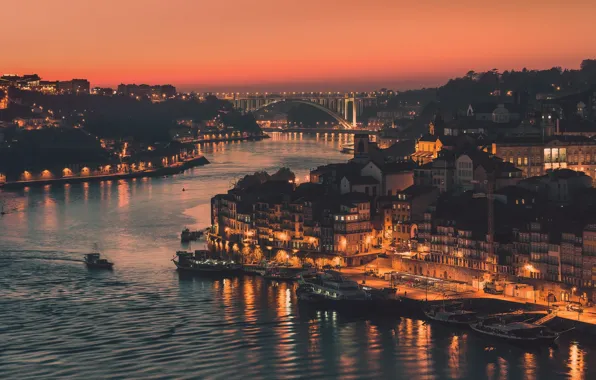 Картинка мост, город, огни, река, вечер, канал, Португалия, Порту