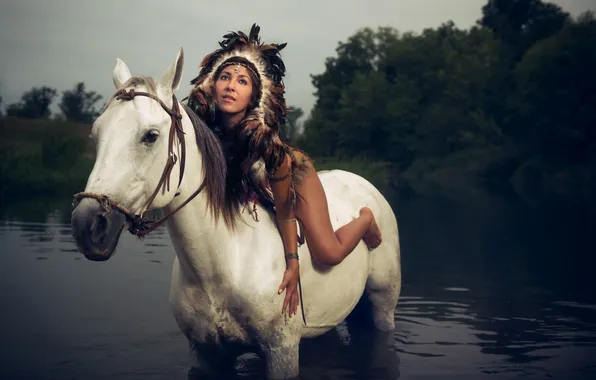 Картинка девушка, река, конь